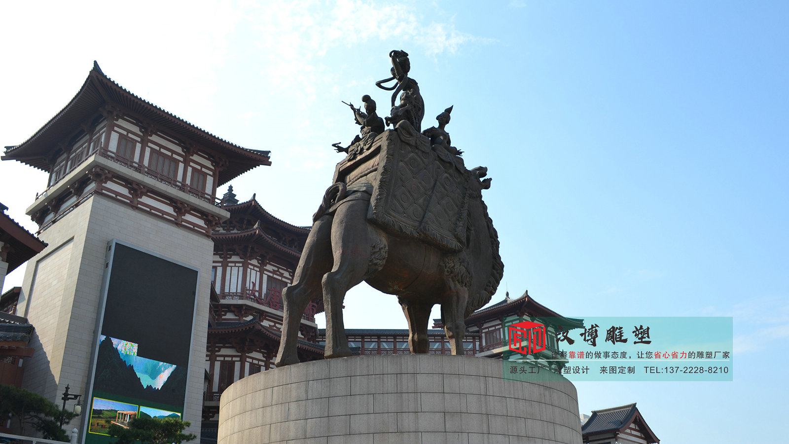 铸铜仿真骆驼雕塑,广场公园景区景观小品,青铜动物雕塑定制厂家