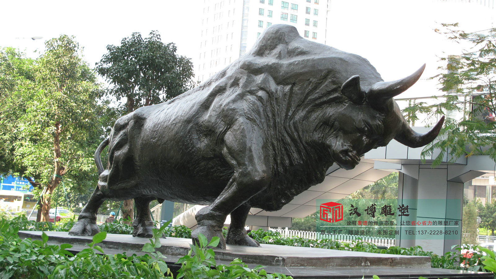 铸铜仿真动物牛雕塑 ,城市公园景区景观,黄铜动物雕塑加工厂