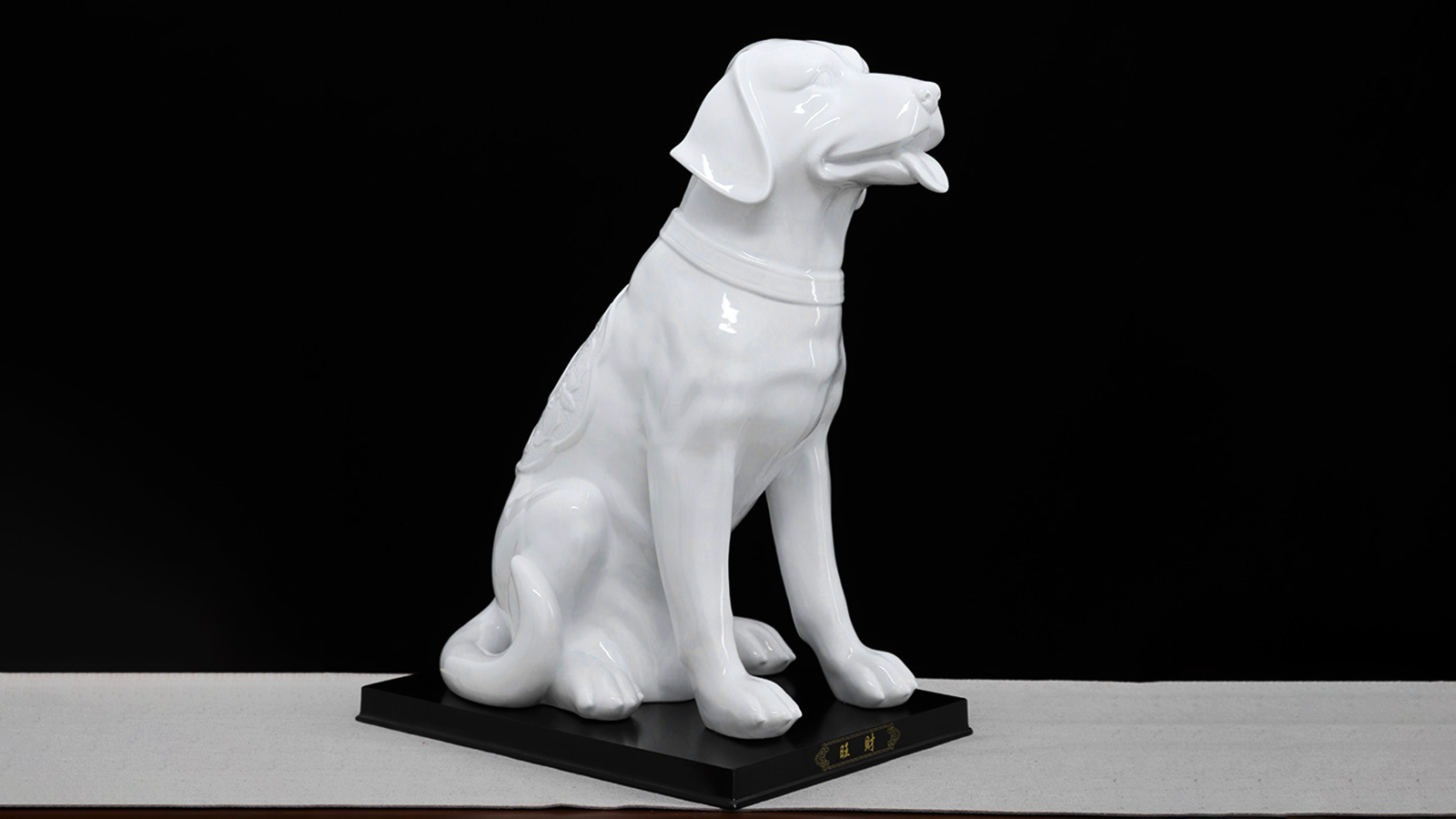 彩绘玻璃钢雕塑,犬类雕塑定制,小狗玻璃钢彩绘加工