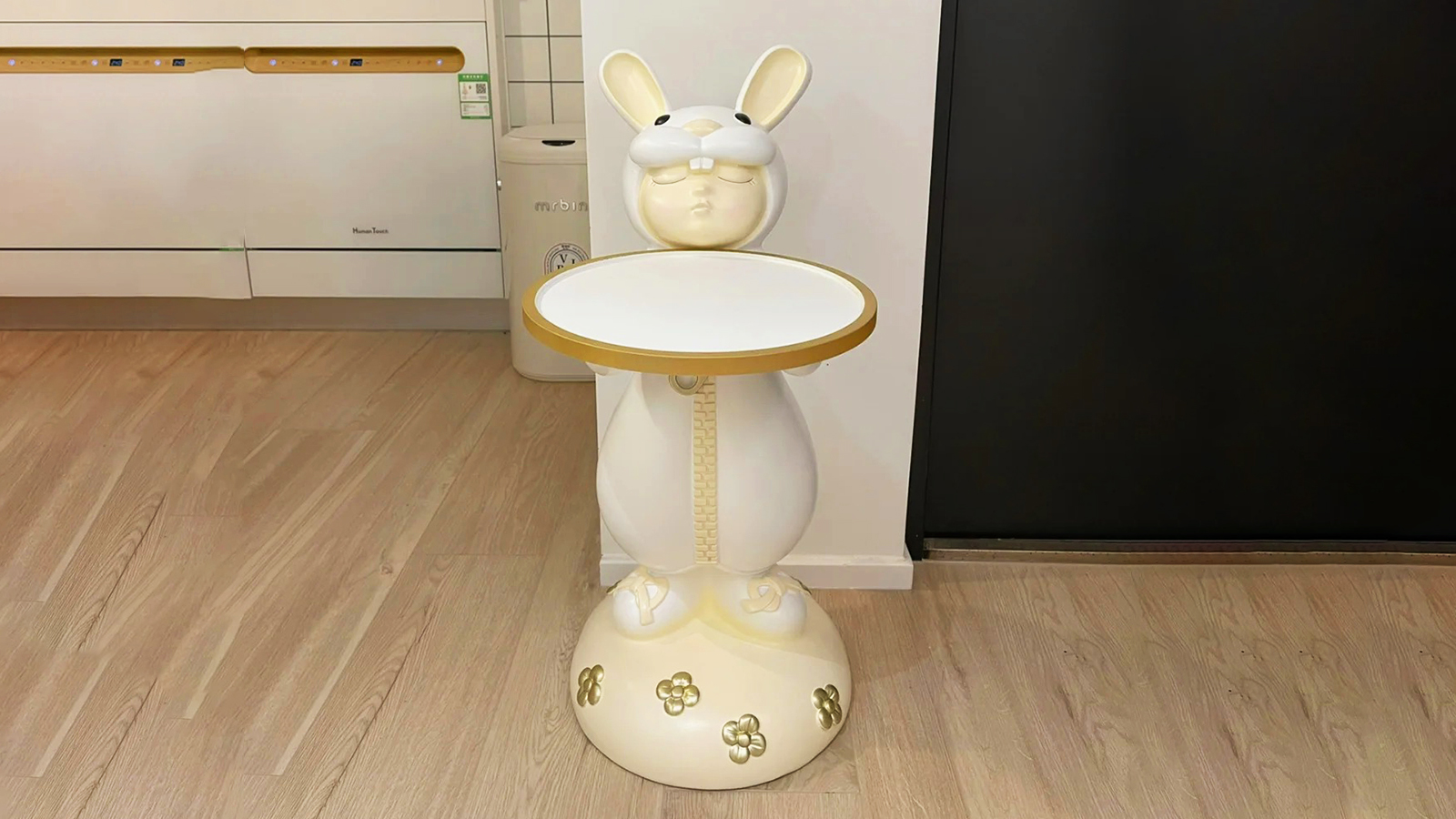 玻璃钢捧花雕塑,大型花束雕塑制作工厂,城市创意彩绘雕塑摆件